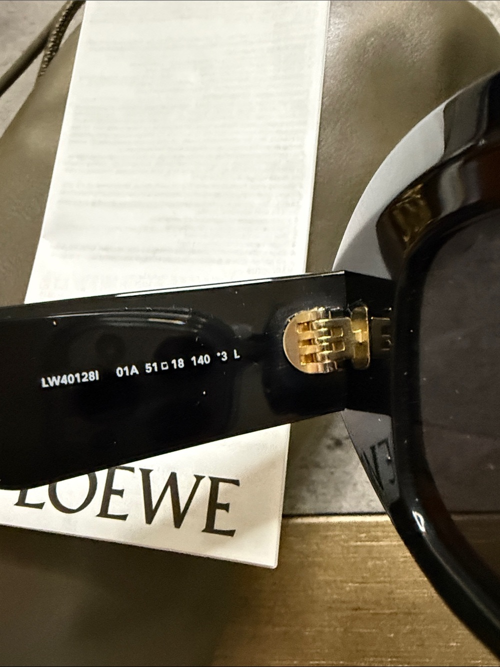 Loewe Glossy Black Women's Sunglasses - Picture 5 of 8